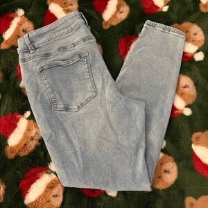 Maurices High Rise Light Blue Skinny distressed 16 Plus size Jeans